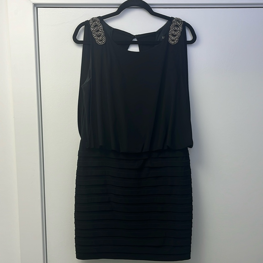 XSCAPE Women’s Black Blouson Short Length Bodice Brooch Sleeveless Dress 14p - Picture 1 of 8
